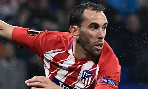 Xong! Man Utd đón trung vệ đẳng cấp này vào tháng Giêng?