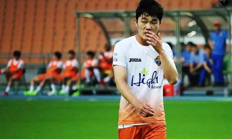 Điểm tin bóng đá Việt Nam sáng (17/10): U19 Việt Nam thảm bại, Xuân Trường tin thầy Park sẽ thành công