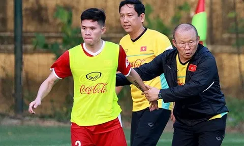 ĐT Việt Nam tập huấn tại Hàn Quốc: Cầu thủ đầu tiên dính chấn thương