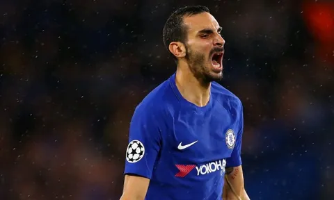 Zappacosta ra mắt hoành tráng, Conte nói gì?