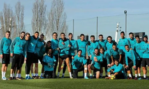 Zidane kêu gọi "Cầu thủ thứ 12" tiếp sức đá Barcelona