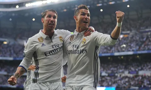 Zidane LÊN TIẾNG về mâu thuẫn giữa Ronaldo và Ramos