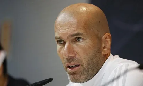 Zidane ngậm ngùi thừa nhận: Real Madrid đang thiếu trung phong