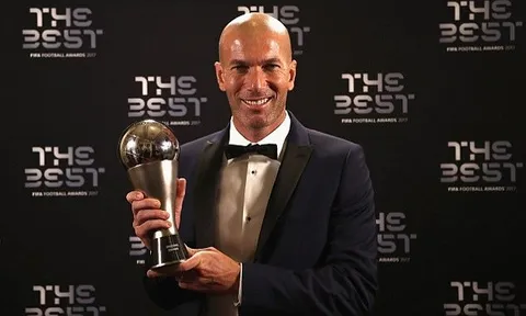 Zidane úp mở chuyện rời Real Madrid