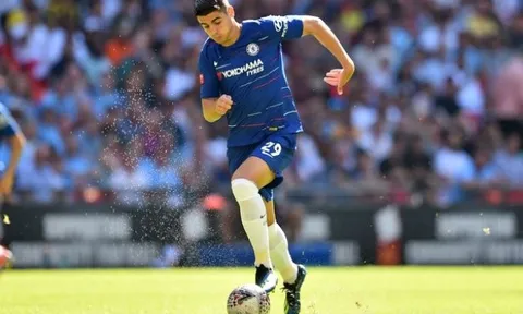 Cựu cầu thủ Man City gọi Morata là một 'nỗi ô nhục'