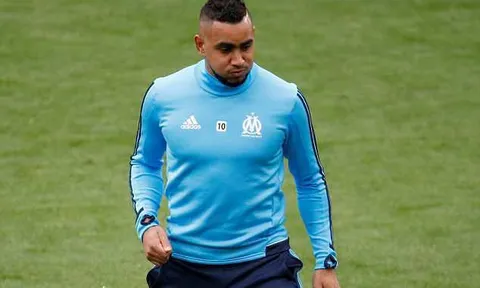 Mặc chỉ trích, Kylian Mbappe vẫn cười tươi