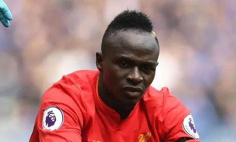 Paul Pogba ăn mặc cực chất, đụng Dele Alli ở hộp đêm tại Los Angeles