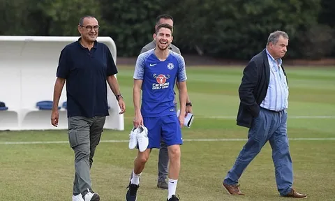 NÓNG: Chelsea sắp nổ liên tiếp 4 bom tấn