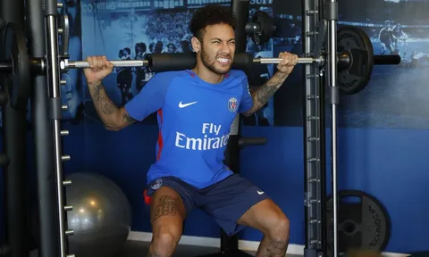 Neymar hồi phục thần tốc, có thể tập luyện với bóng