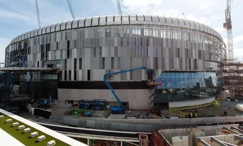 Sân nhà sắp hoàn thiện, CĐV Tottenham 'khóc thét' vì sung sướng