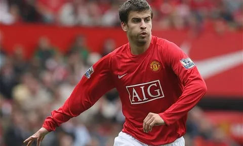 Tiết lộ SỐC: “Siêu cò” Mino Raiola lên kế hoạch đưa Pogba đào tẩu khỏi Old Trafford