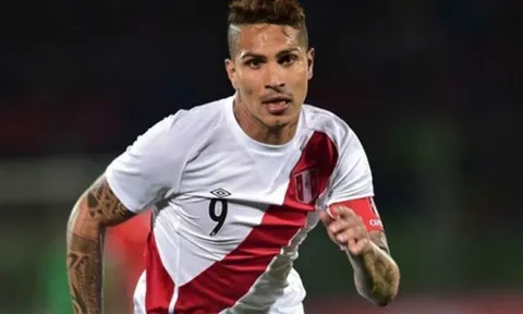 Chủ tịch Liên đoàn bóng đá Peru "chống lưng" cho Paolo Guerrero