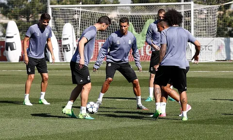 Dàn sao Real cật lực chuẩn bị tiếp đón Bayern Munich