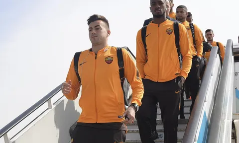 Dàn sao AS Roma đổ bộ xứ Catalunya