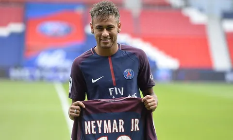 10 cầu thủ hưởng lương cao nhất thế giới: Neymar số 2, ai số 1?