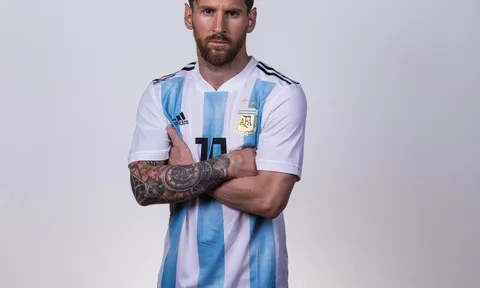 Messi tạo dáng cựu ngầu trong bộ ảnh chân dung của Argentina
