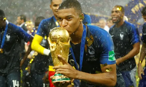 Đội hình dự kiến 'gây bão' chuyển nhượng sau khi trở về từ World Cup