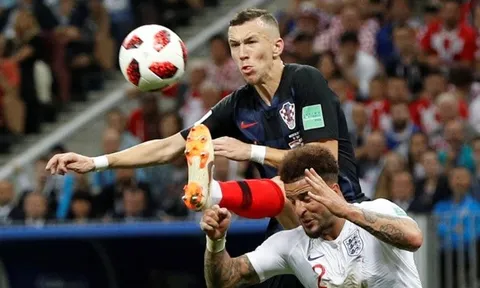 'Kyle Walker là một gã đầu đất'