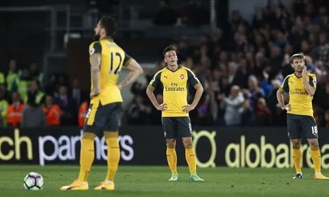 Arsenal đối mặt lịch thi đấu kinh hoàng trong chặng nước rút