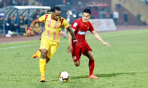 18h00 ngày 14/04, Nam Định vs TP. HCM: Nhà giàu cũng khổ