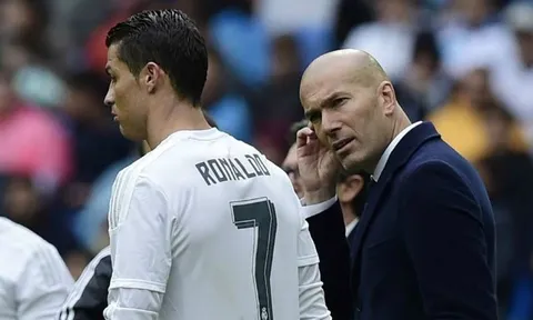 Ronaldo cáu kỉnh với Zidane khi Isco dự bị ở derby Madrid?