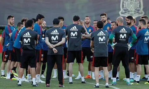 Fernando Hierro lên dây cót tinh thần cho tuyển Tây Ban Nha