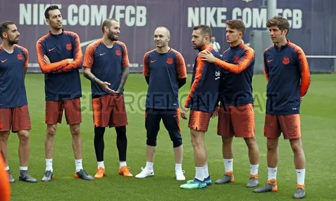 Buổi tập cuối cùng của Iniesta trong màu áo Barca