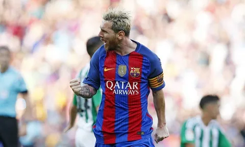 20 bàn thắng đẹp nhất trong 502 bàn Messi ghi được cho Barca
