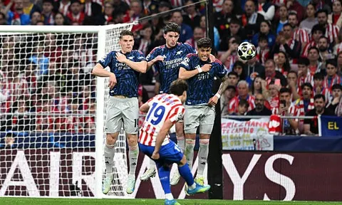 Gyokeres tỏa sáng nhưng Alvarez đã chứng tỏ giá trị với Arsenal