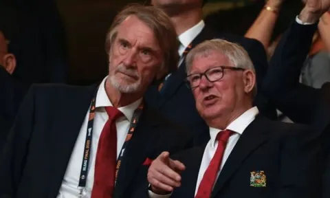 MU dùng Sir Alex làm vũ khí chiêu mộ Ayyoub Bouaddi