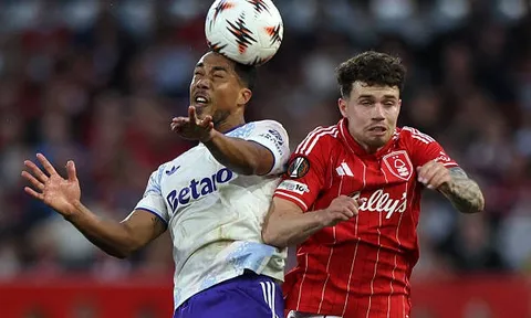 Nottingham Forest đừng vội mơ về chiếc cúp châu Âu thứ 3
