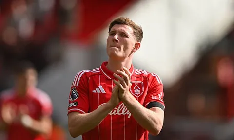 Elliot Anderson đưa Nottingham Forest tiến sát trận chung kết lịch sử