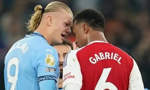 Hội đồng xác nhận Gabriel thoát thẻ đỏ vụ húc Haaland