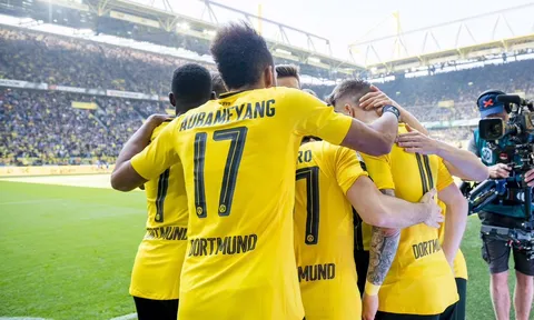 20h30 ngày 13/05, Augsburg vs Dortmund: Chiến đấu vì... 20% cơ hội