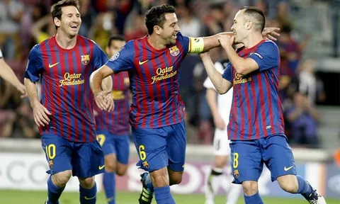 Xavi: 'Nếu Messi chơi tiền vệ, cậu ấy sẽ là tiền vệ xuất sắc nhất thế giới'