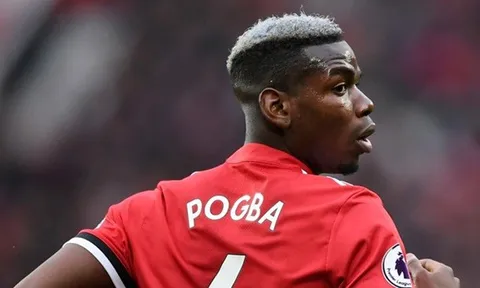 Sau Mourinho, Pogba lại bị đồng đội "dạy dỗ"