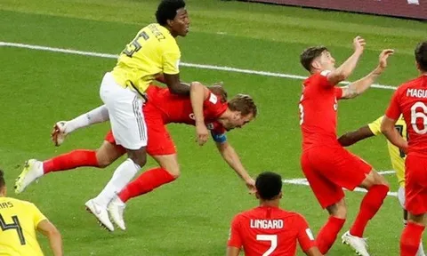 Hơn 250.000 chữ ký yêu cầu FIFA tổ chức lại trận Anh - Colombia
