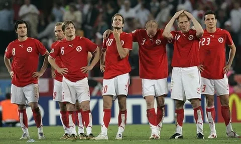 Trận đấu buồn tẻ nhất trong lịch sử World Cup: Thuỵ Sĩ vs Ukraine