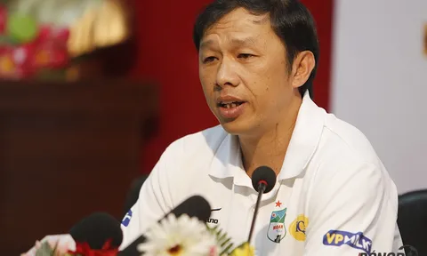 HLV Dương Minh Ninh nói gì về "thảm bại" của HAGL trên sân Thống Nhất?