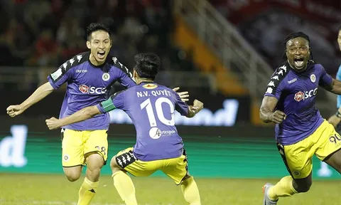 Ngược dòng ấn tượng trên sân Thanh Hóa, Hà Nội FC chạm 1 tay vào ngôi vô địch