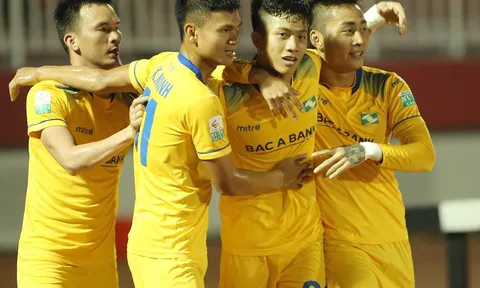 TRỰC TIẾP Vòng 20, SLNA vs HAGL 3-1:( KT) Xuân Trường, Công Phượng trắng tay rời thành Vinh