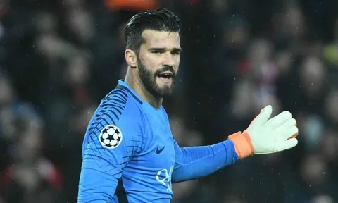 3 thống kê khủng của Alisson khiến Liverpool không thể không mua