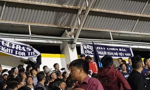 Bầu Đức bị "tuýt còi" trên sân Pleiku