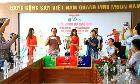 Hơn 300 nhà báo, phóng viên, BTV quy tụ tại Giải bóng đá Báo chí miền Trung lần thứ V – 2018