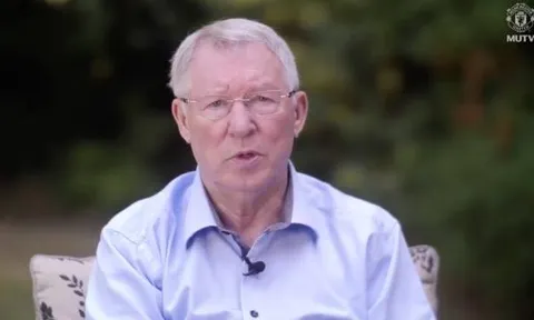 Vừa khỏi bệnh, Sir Alex lập tức nghĩ đến Man United