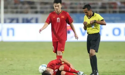 Chấn thương Quang Hải: Fan lo lắng, thầy Park báo tin mừng