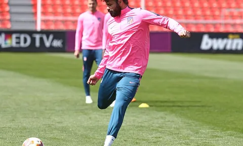 Diego Costa lên nòng, sẵn sàng bắn hạ "cố nhân" Arsenal