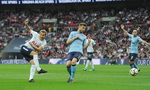 Thắng tối thiểu Newcastle, Tottenham chắc suất top 4