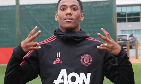 XONG! Mourinho chốt tương lai của Martial ở mùa giải mới