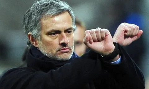4 vấn đề Mourinho cần giải quyết để đưa Man Utd trở lại đỉnh cao